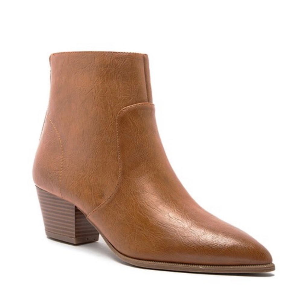Qupid Brown Booties